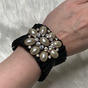Forever 21 Black Diamond & Pearl Cuff Bracelet